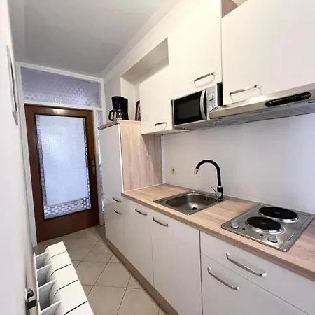 By The Sea Novigrad - 19130 Apartment